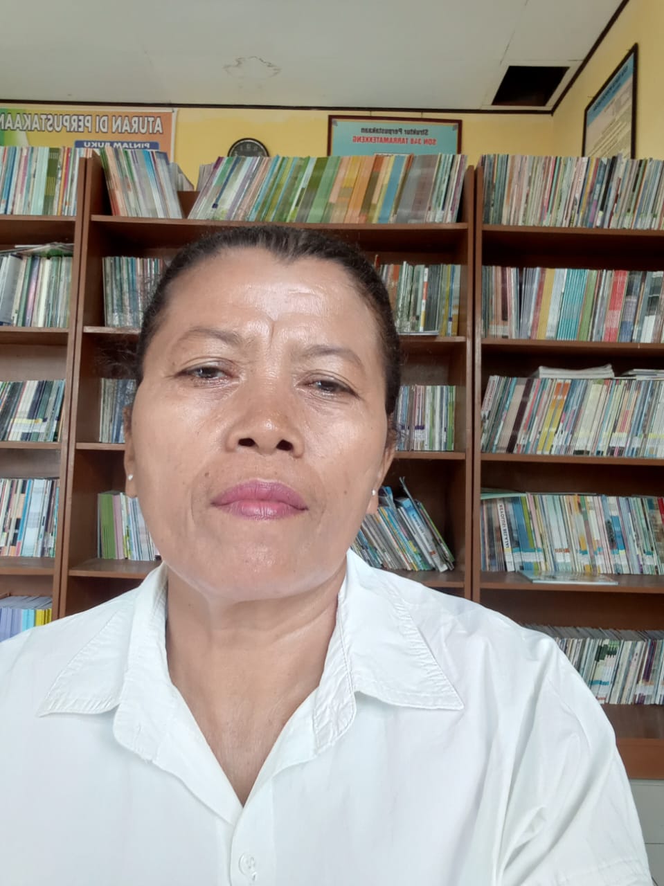 BERTHA TUMBA RANTE,S.Pd.K